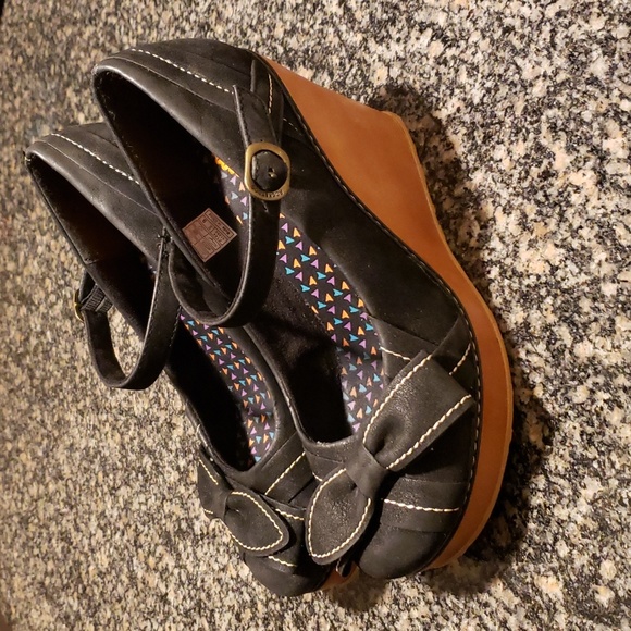 Rocket Dog Shoes Rocket Dog Wedge Heel Poshmark